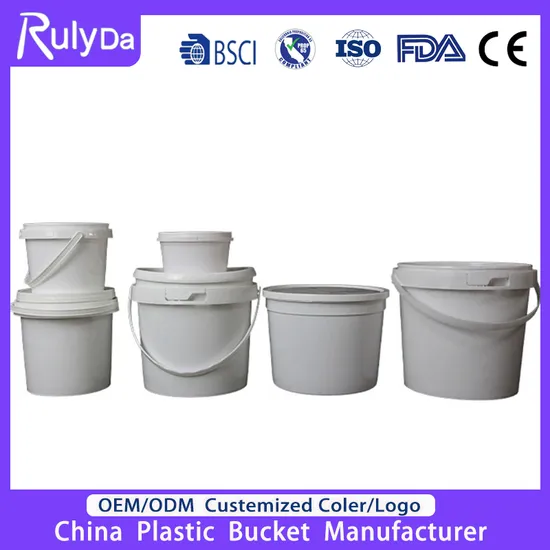 Il produttore fornisce un secchio quadrato in plastica per uso alimentare in PP
